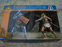 images/productimages/small/Gladiators Italeri fig.1;32 nw voor.jpg